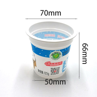 Copo plástico personalizado 100ml plástico da bebida de leite do iogurte dos copos do produto comestível com a tampa da folha de alumínio